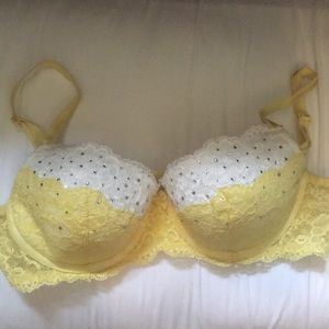 Victoria’s Secret Bra-34C